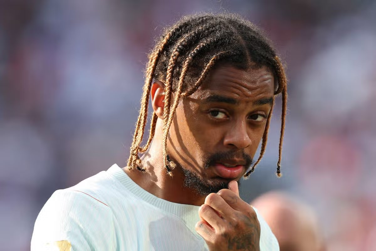 Abaikan Kritik Carragher, Data Murni Jadi Alasan Liverpool Kejar Bradley Barcola