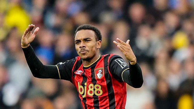 Barcelona Tetapkan Deadline Julian Alvarez, Eli Junior Kroupi Jadi Alternatif Utama