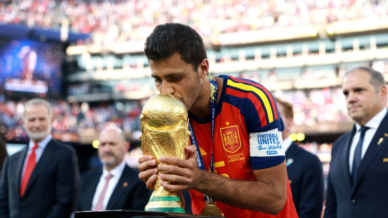 Restu Florentino Perez: Real Madrid Siap Tebus Rodri dari Manchester City