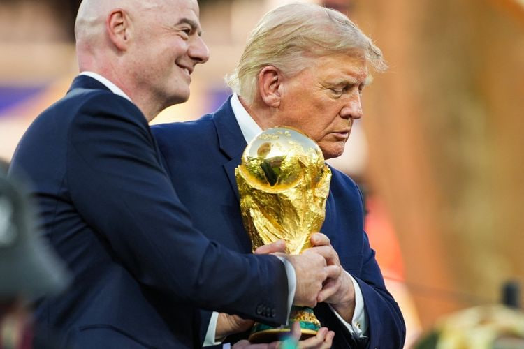 FA Inggris dan UEFA Galang Mosi Tidak Percaya untuk Pelengseran Presiden FIFA