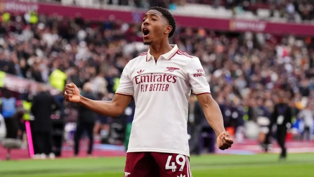 Korban Kedatangan Guimaraes, Arsenal Tawarkan Miles Lewis-Skelly ke MU dan Chelsea