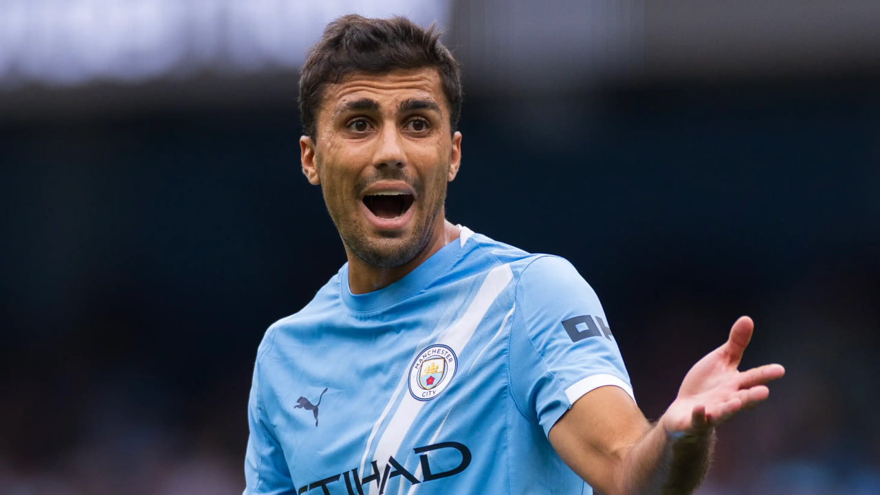 Operasi Raksasa: Barcelona Siapkan Tawaran Ketiga untuk Datangkan Rodri dari Manchester City